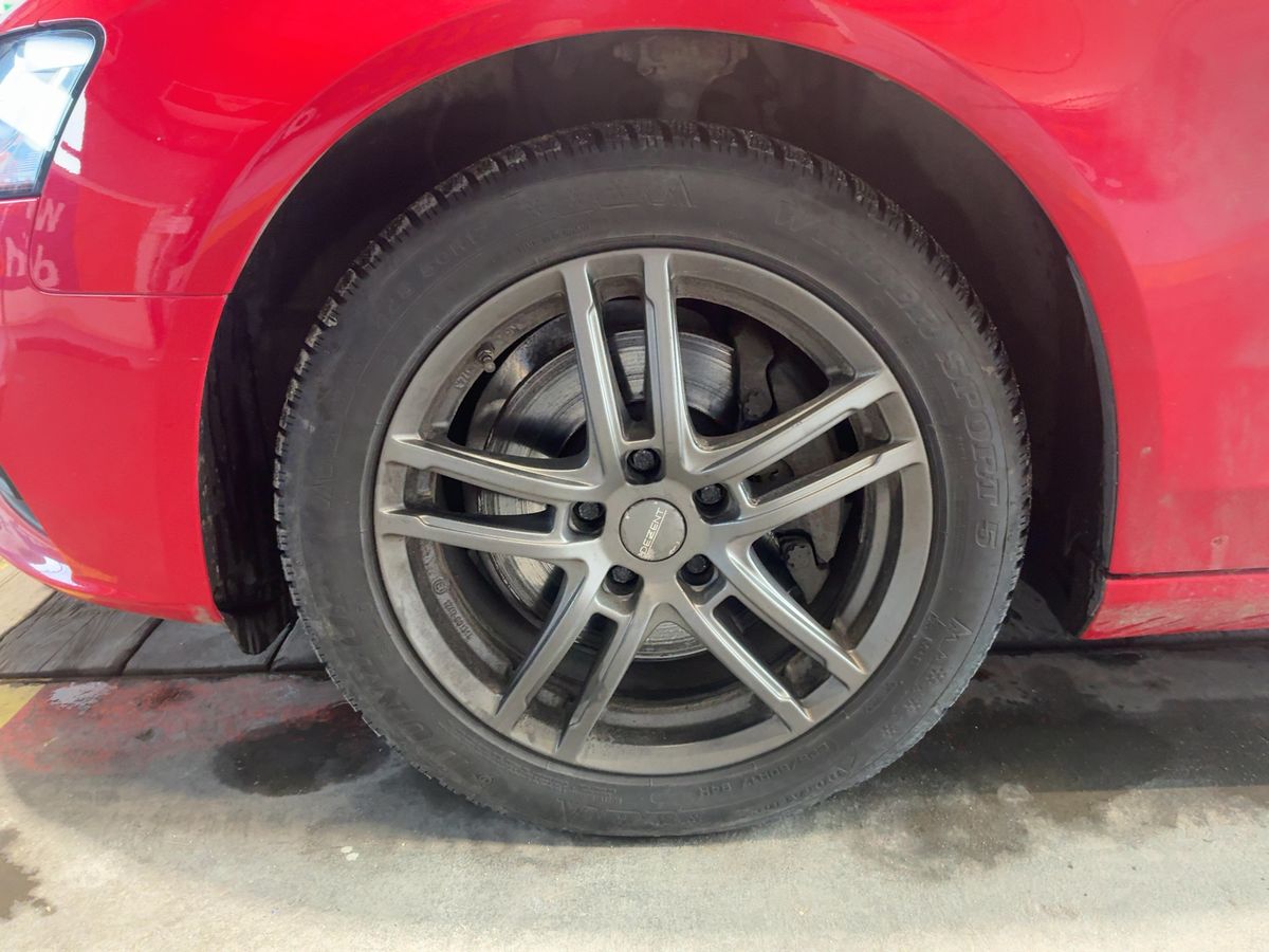 Audi A4 2015 — photo 4