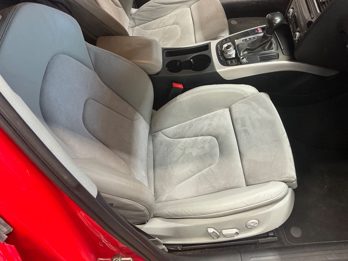 Audi A4 2015 — photo 33