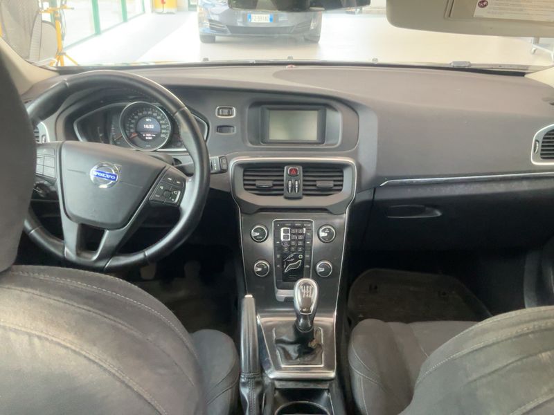 Volvo V40 1.6 D2 Kinetic — zdjęcie 12
