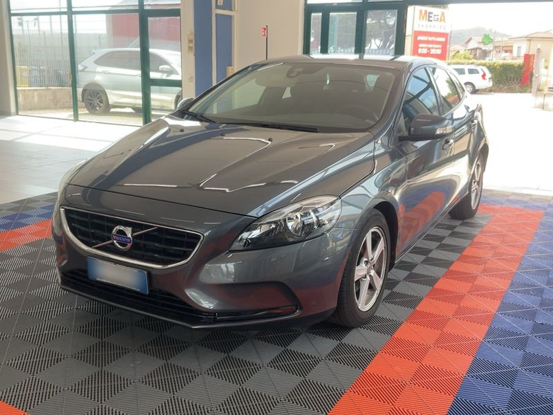 2013 Volvo V40