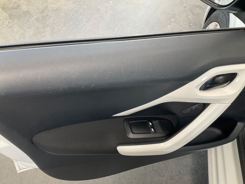 Peugeot 208 1.2 PureTech Like 2017 – снимка 26