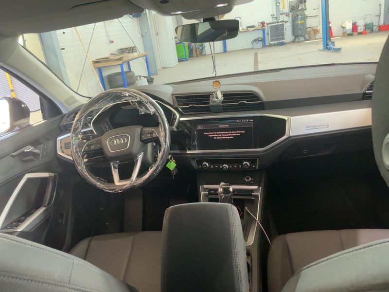 Audi Q3 Sportback 35 TDI — zdjęcie 12