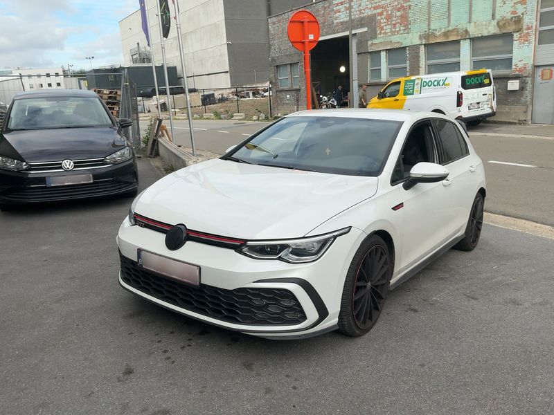Volkswagen Golf VIII 2.0 TSI GTI