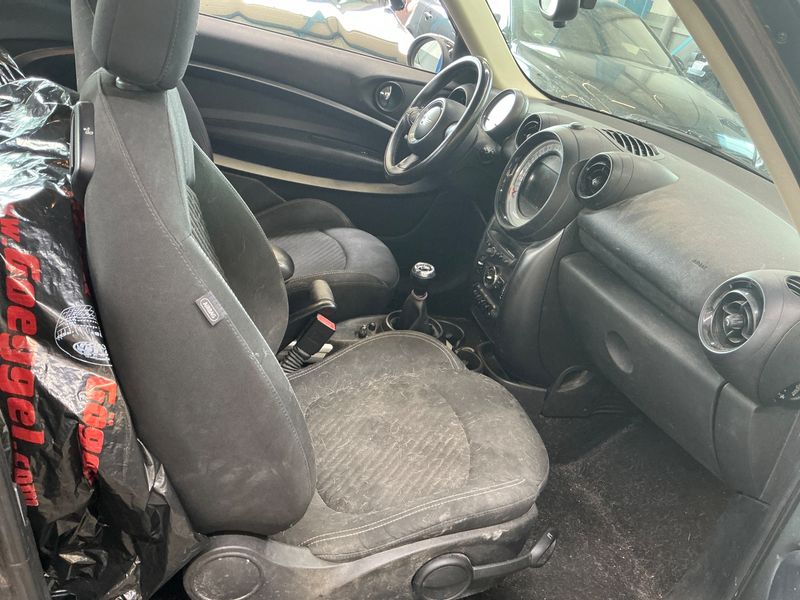 MINI Paceman Cooper S — zdjęcie 3