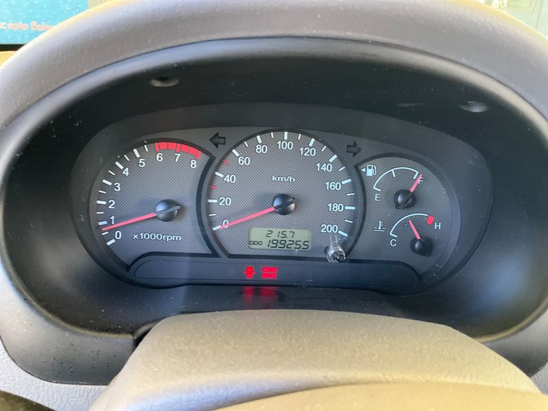 Hyundai Accent 1.3 GS — zdjęcie 4