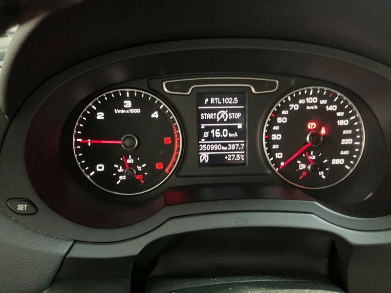 Audi Q3 2.0 TDI quattro 2013 – снимка 18