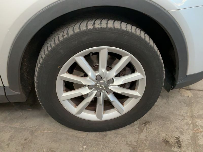 Audi Q3 2.0 TDI quattro 2013 – снимка 11