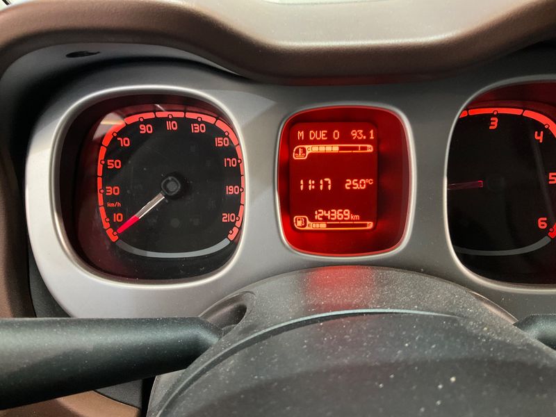 Fiat Panda 1.3 M-Jet Cross 4x4 — zdjęcie 13