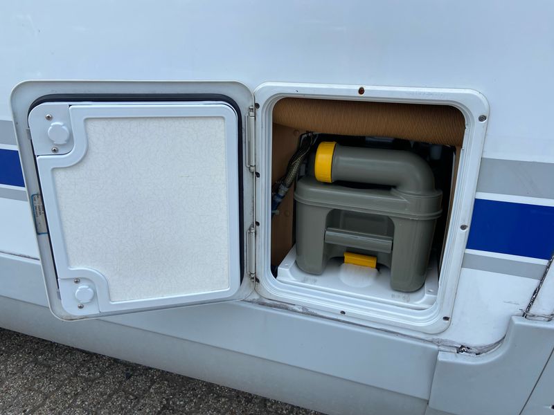 Fiat Ducato 2.8 JTD Maxi Radstand 3700 — zdjęcie 17