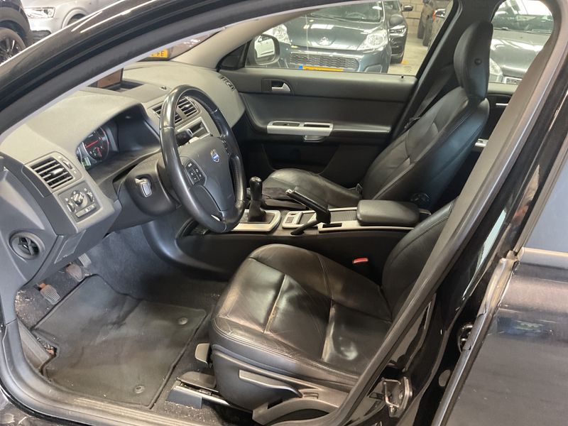 Volvo V50 1.6 D2 Business Edition — zdjęcie 3