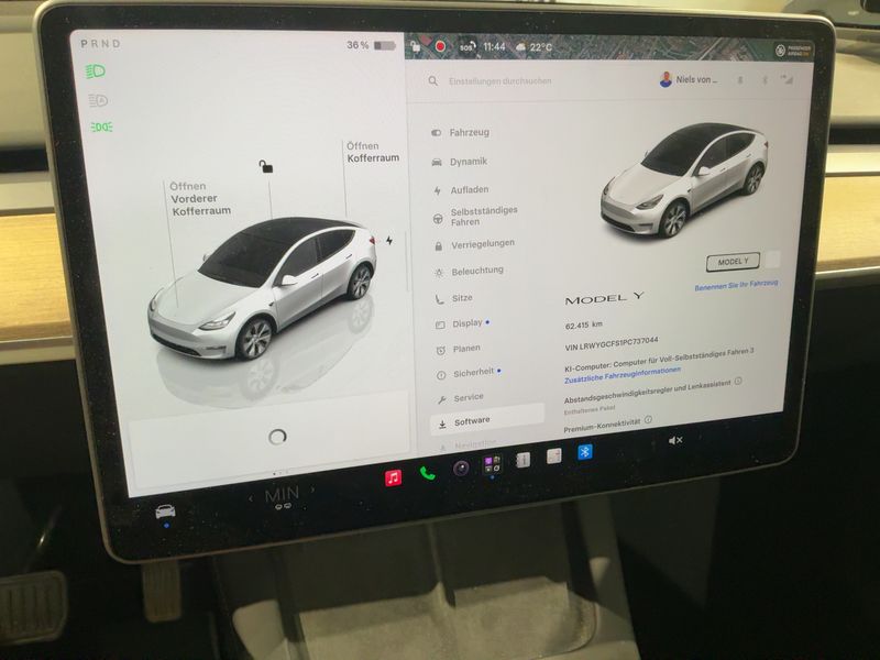 Tesla Model Y Max Range Dual RWD — zdjęcie 13