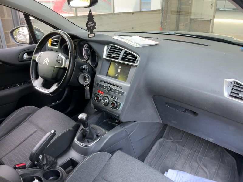 Citroen C4 1.2 PureTech Selection — zdjęcie 12