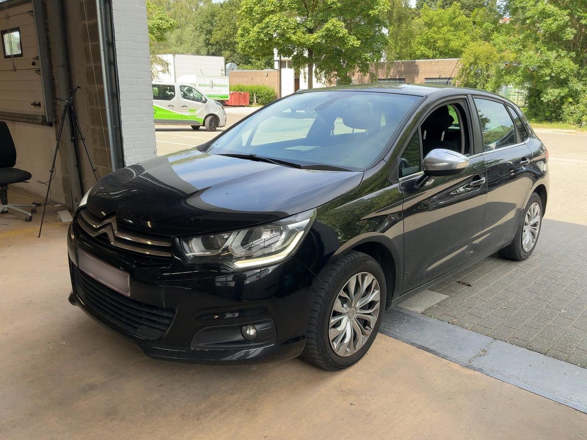 Citroen C4 2016 — photo 1