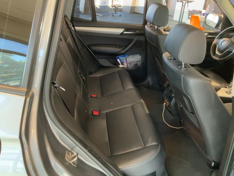 BMW X3 xDrive 20d — zdjęcie 14