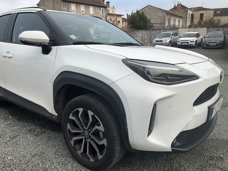 Toyota Yaris Cross 1.5 Hybrid 2WD Business Edition photo Toyota Yaris Cross 1.5 Hybrid 2WD Business Edition