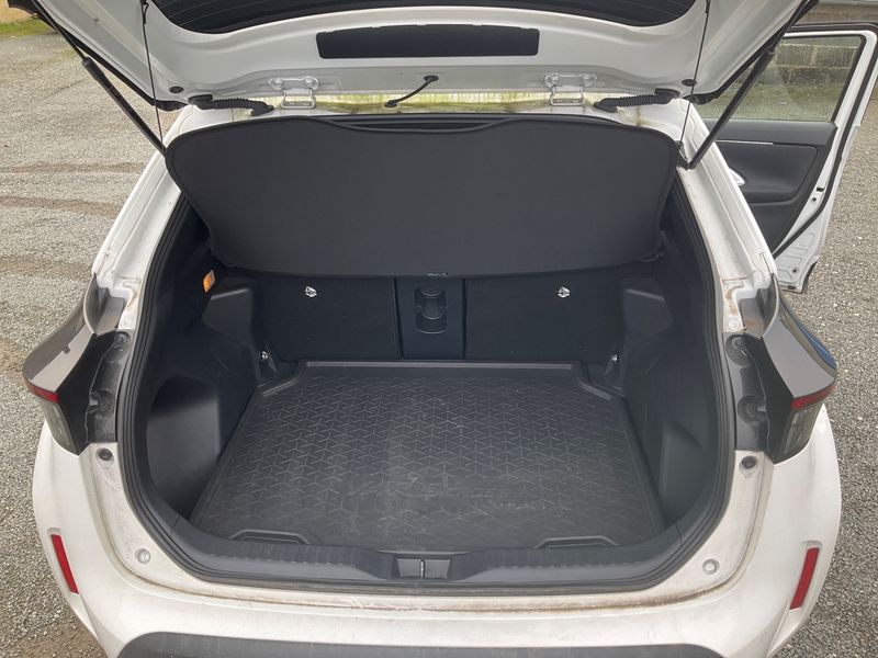 Toyota Yaris Cross 1.5 Hybrid 2WD Business Edition photo Toyota Yaris Cross 1.5 Hybrid 2WD Business Edition