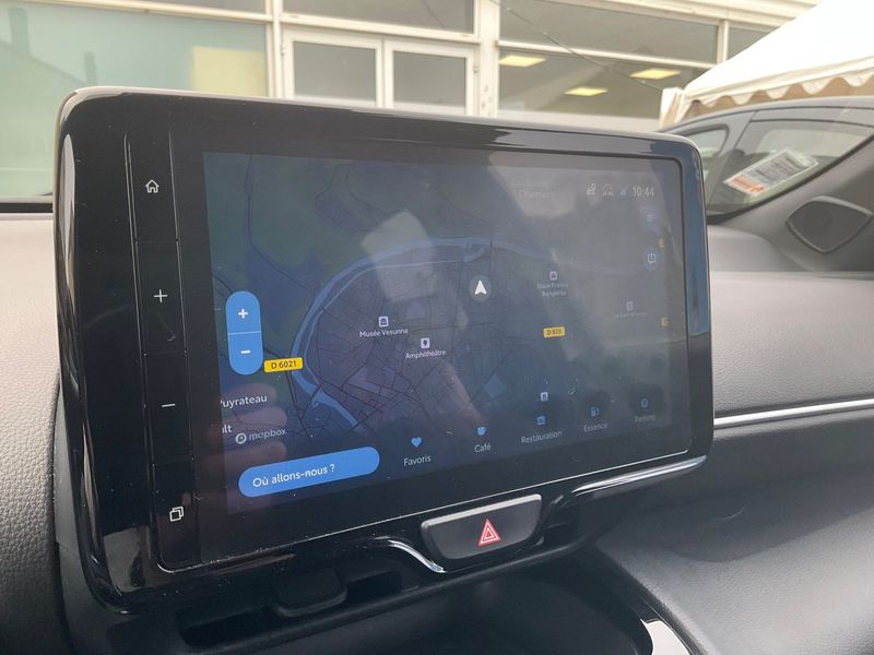 Toyota Yaris Cross 1.5 Hybrid 2WD Business Edition photo Toyota Yaris Cross 1.5 Hybrid 2WD Business Edition