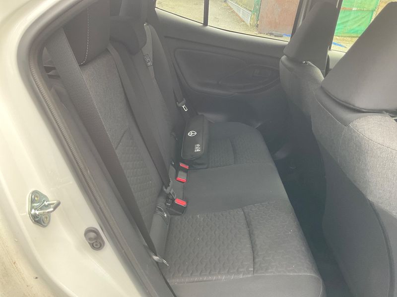 Toyota Yaris Cross 1.5 Hybrid 2WD Business Edition photo Toyota Yaris Cross 1.5 Hybrid 2WD Business Edition
