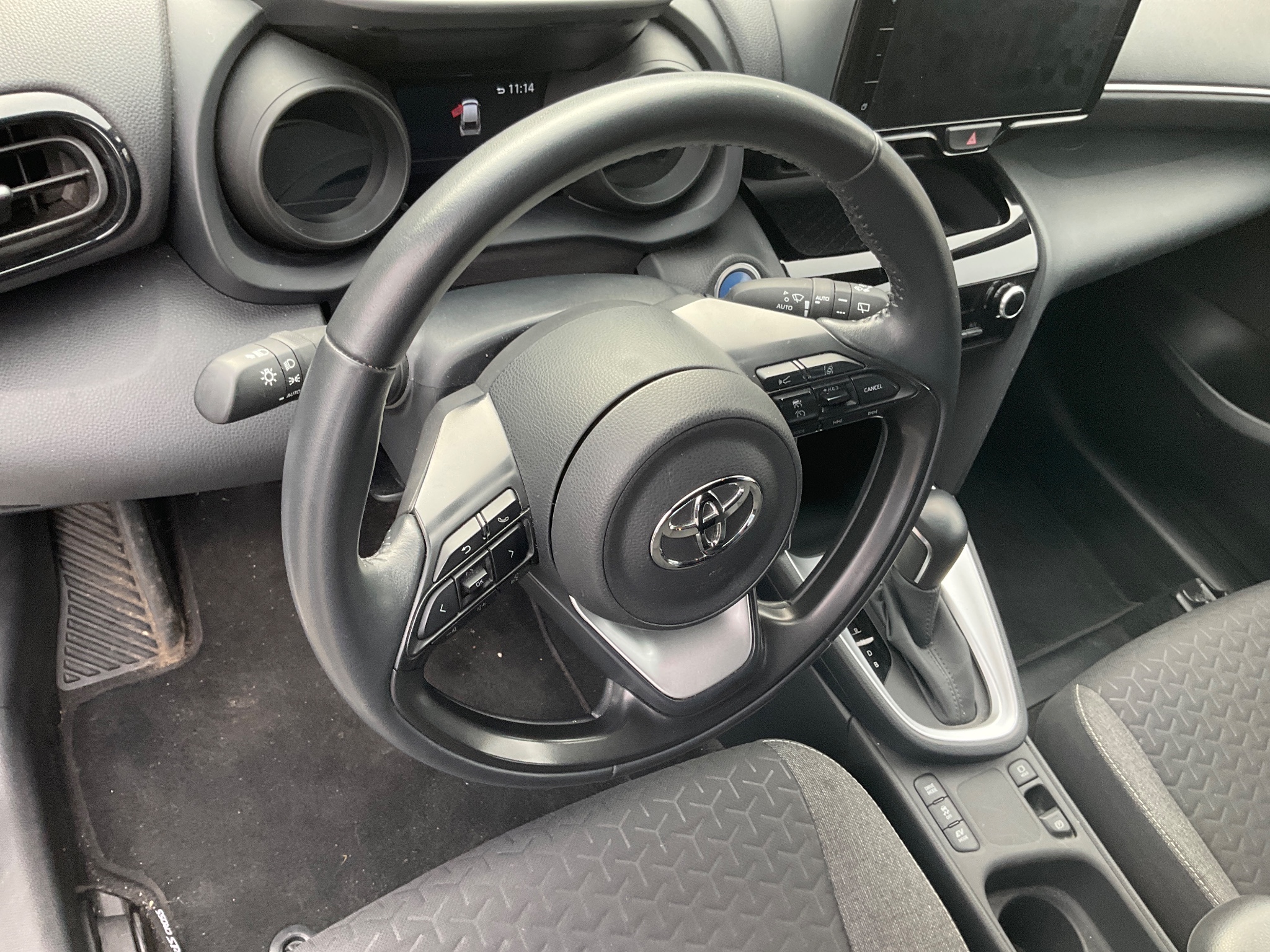 Toyota Yaris Cross 1.5 Hybrid 2WD Business Edition photo Toyota Yaris Cross 1.5 Hybrid 2WD Business Edition