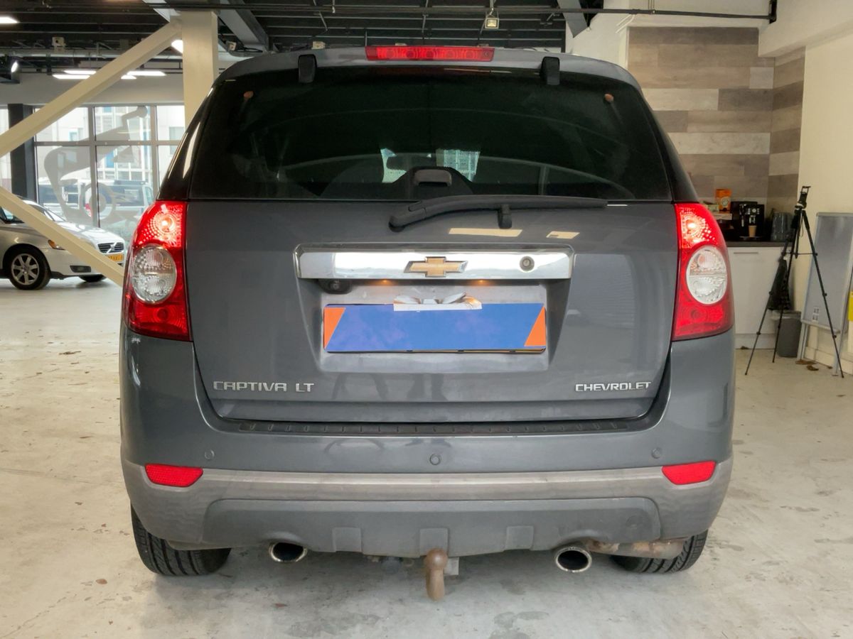 Chevrolet Captiva 2010 — photo 8