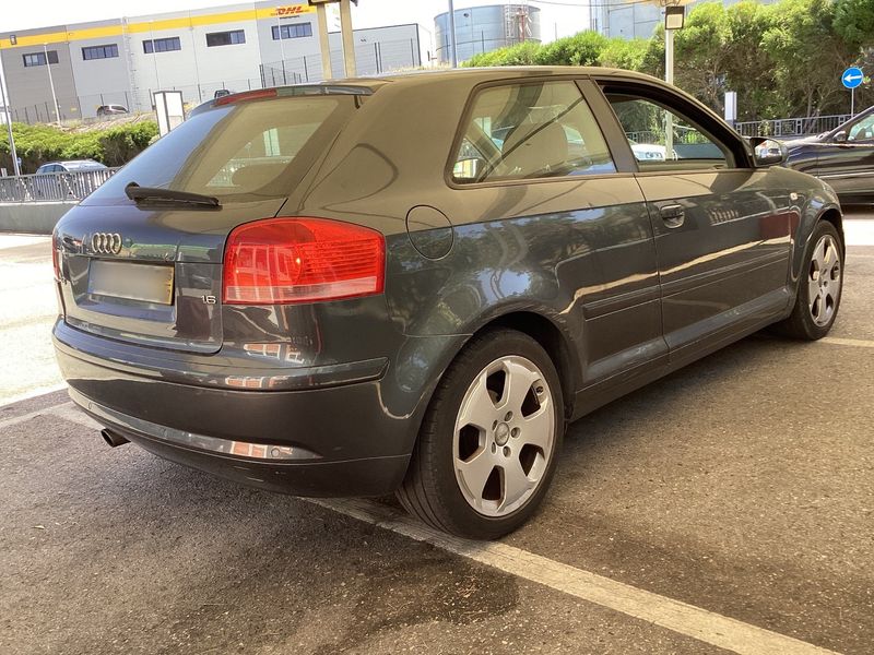 Audi A3 1.6 Ambition — zdjęcie 6