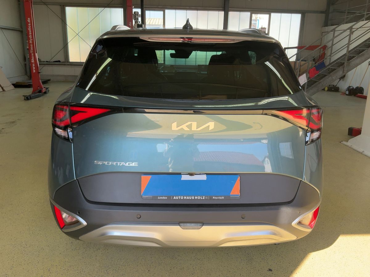 Kia Sportage 2023 — photo 8