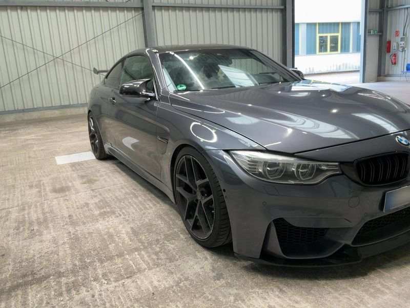 BMW 4er M4 — zdjęcie 8