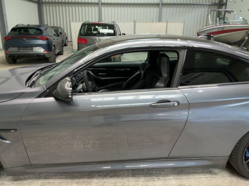 BMW 4er M4 — zdjęcie 4
