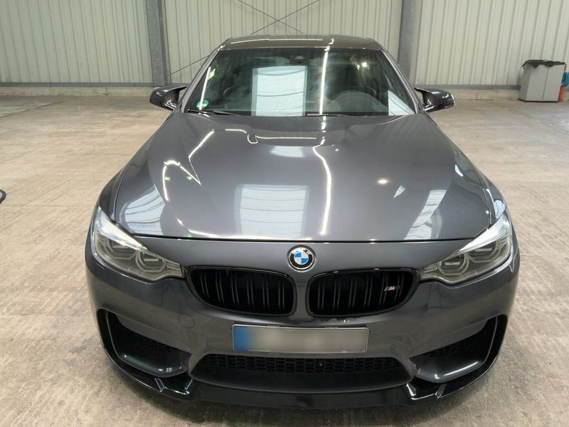 BMW 4er M4 — zdjęcie 9