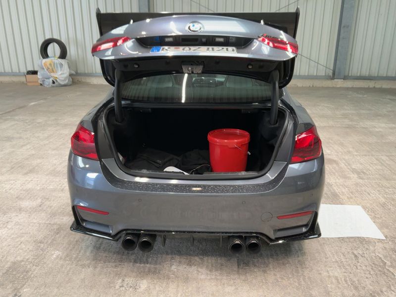 BMW 4er M4 — zdjęcie 10