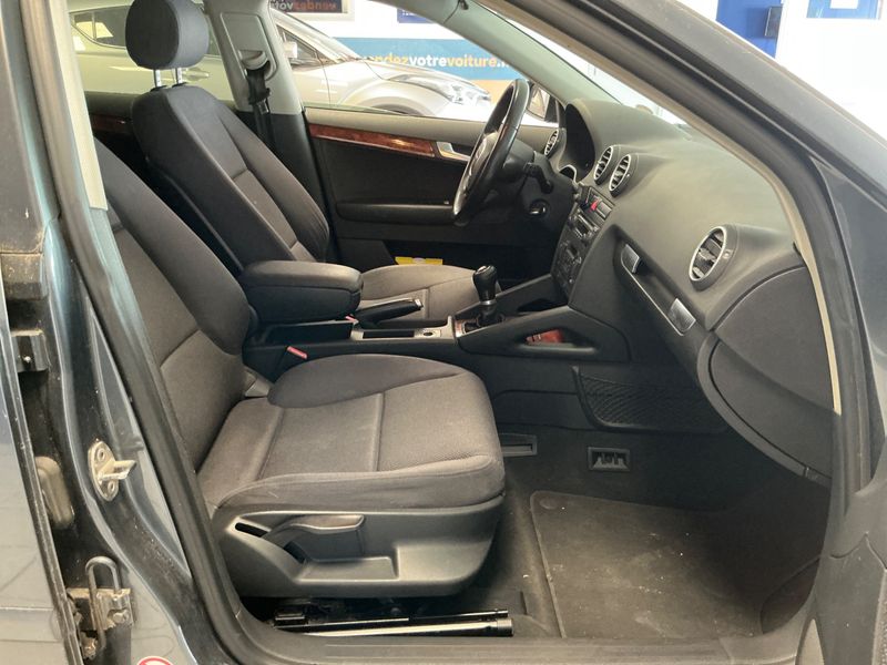 Audi A3 Sportback 1.9 TDI Ambiente — zdjęcie 3
