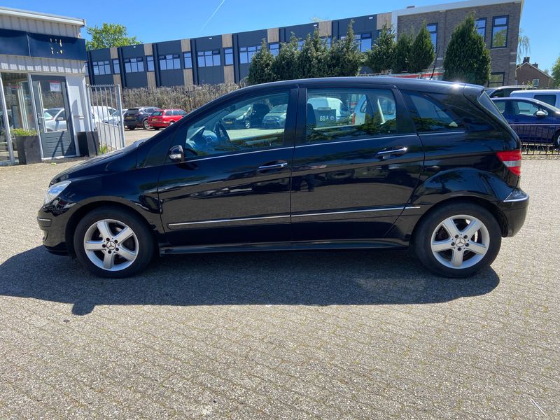 Mercedes-Benz B-Klasse B 150 — zdjęcie 16