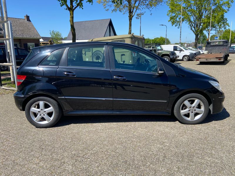 Mercedes-Benz B-Klasse B 150 — zdjęcie 15