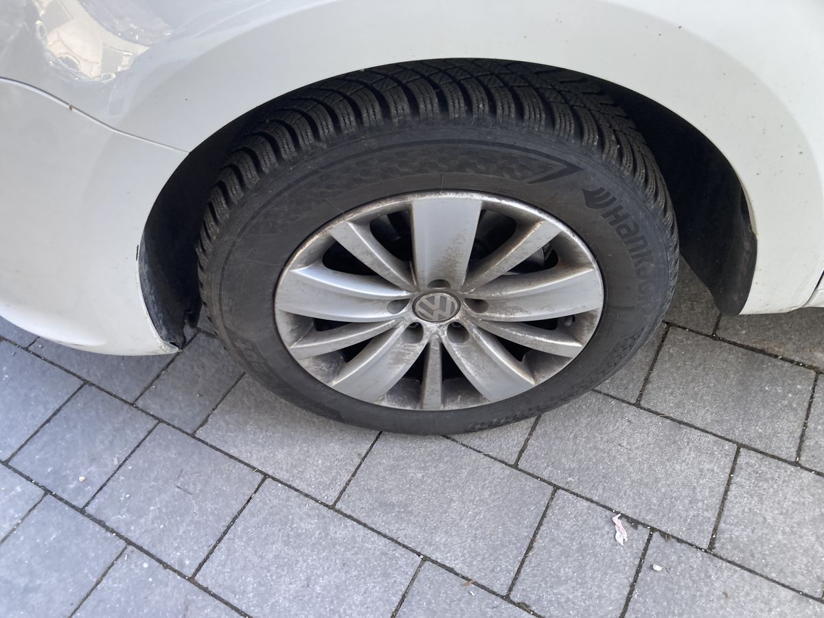 Volkswagen Sharan 2016 — photo 46