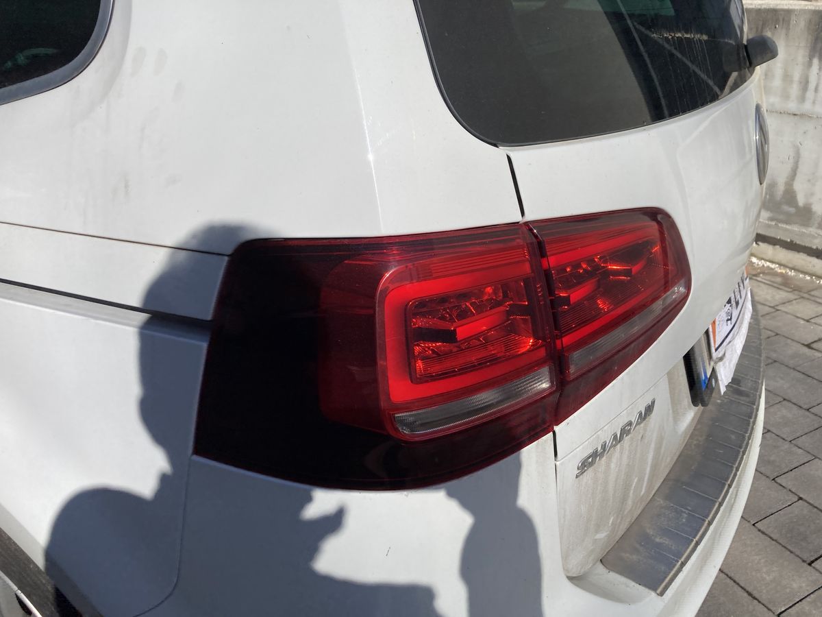 Volkswagen Sharan 2016 — photo 59