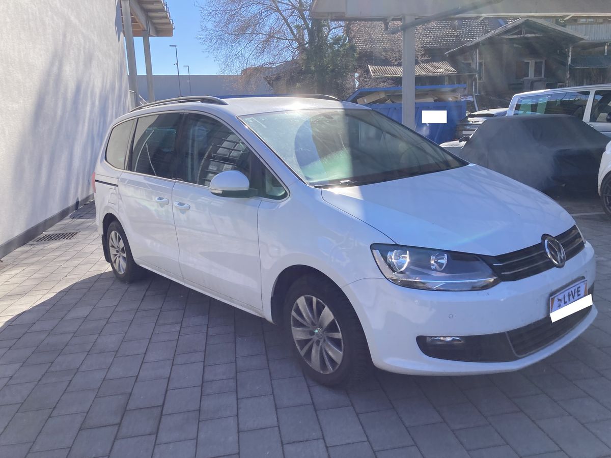 Volkswagen Sharan 2016 — photo 15