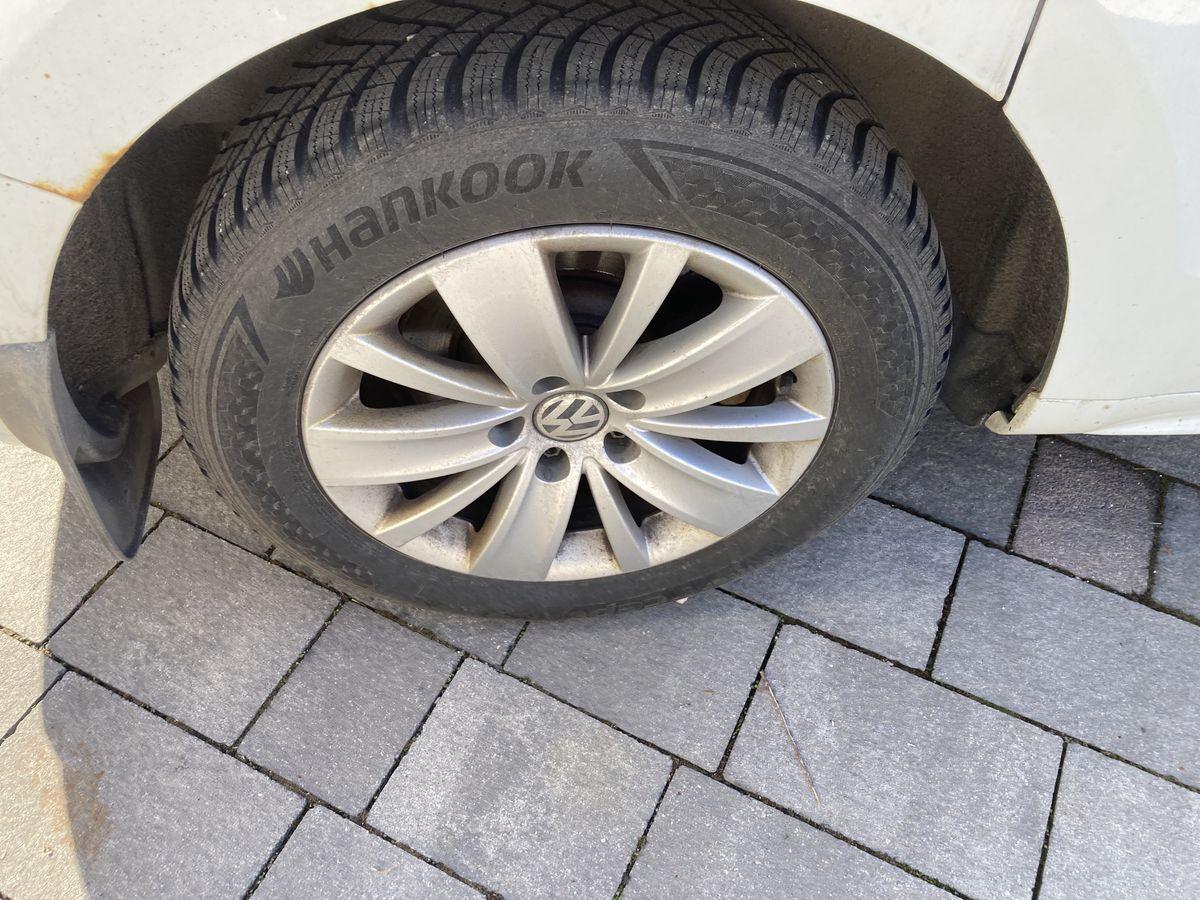 Volkswagen Sharan 2016 — photo 43