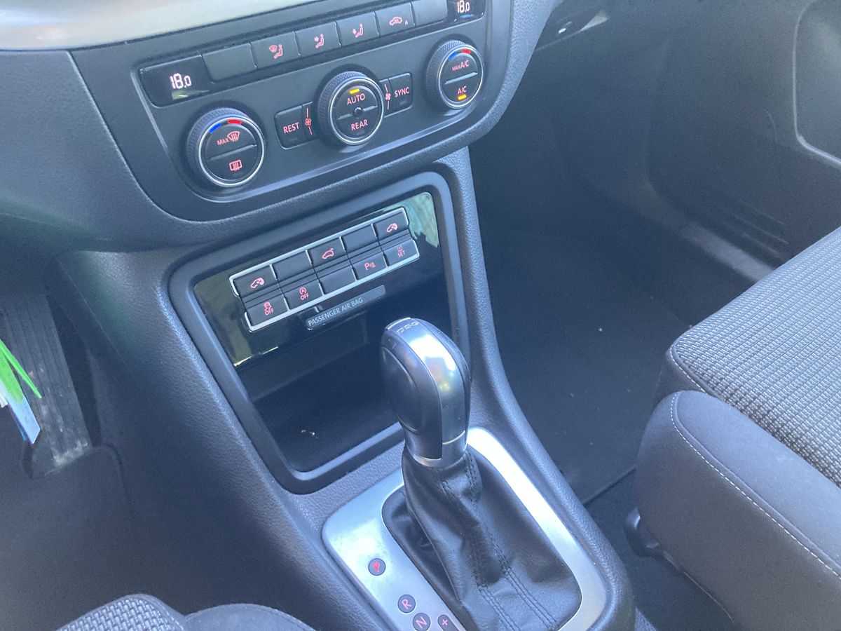 Volkswagen Sharan 2016 — photo 20