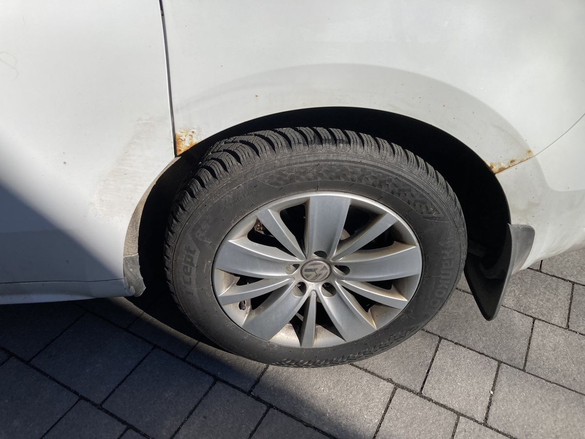 Volkswagen Sharan 2016 — photo 45