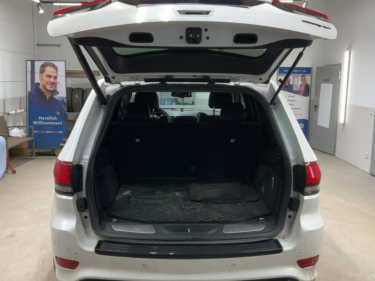 Jeep Grand 2016 — photo 16