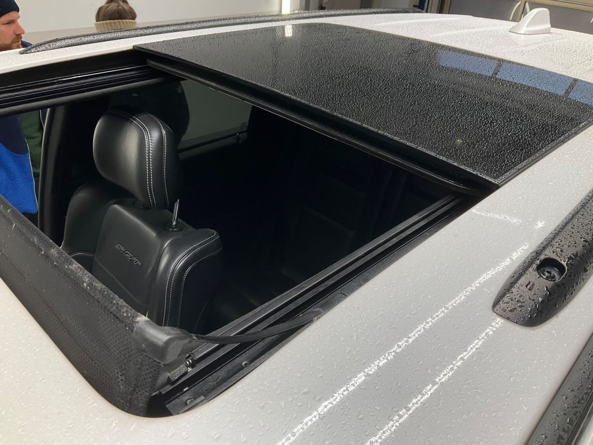 Jeep Grand 2016 — photo 45