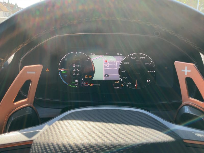 Cupra Leon 1.4 e-HYBRID VZ — zdjęcie 15