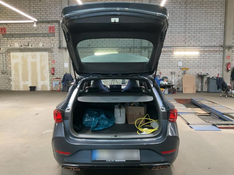 Cupra Leon 1.4 e-HYBRID VZ — zdjęcie 10
