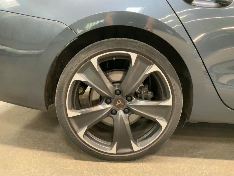 Cupra Leon 1.4 e-HYBRID VZ 2024 – снимка 9
