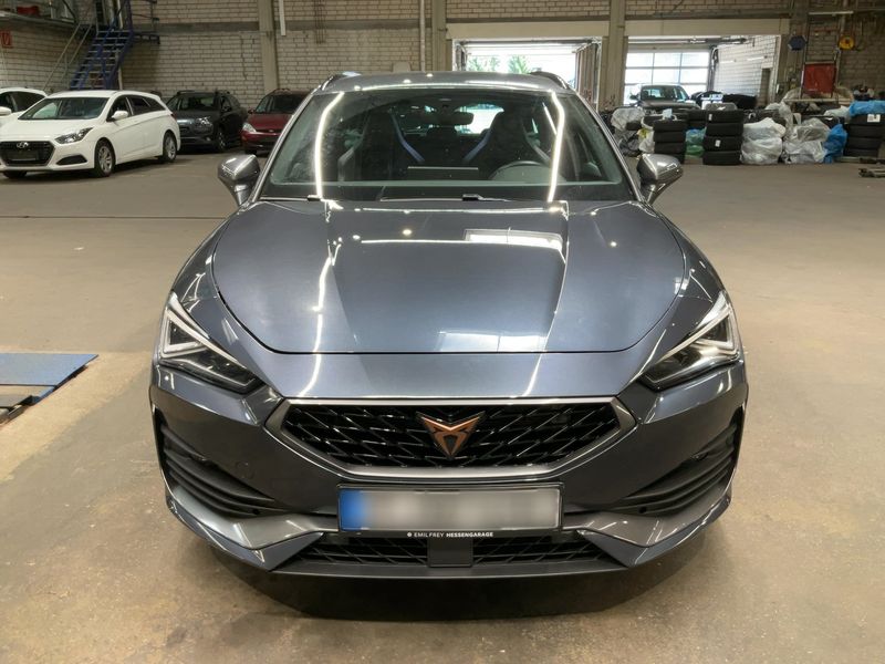 Cupra Leon 1.4 e-HYBRID VZ — zdjęcie 9