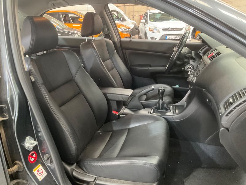 Honda Accord 2.0 VTEC Sport — zdjęcie 3