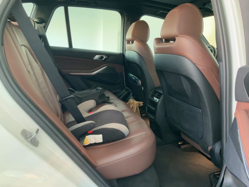 BMW X5 xDrive 30d Mild-Hybrid M Sport — zdjęcie 14