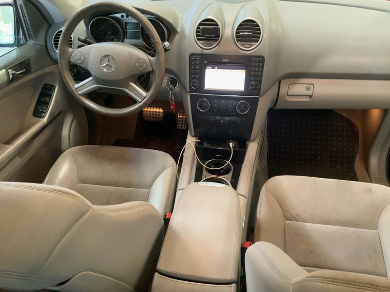 Mercedes-Benz M-Klasse ML 300 CDI BlueEfficiency — zdjęcie 12