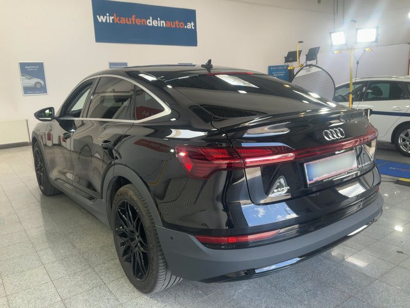 Audi e-tron Sportback 50 quattro — zdjęcie 3