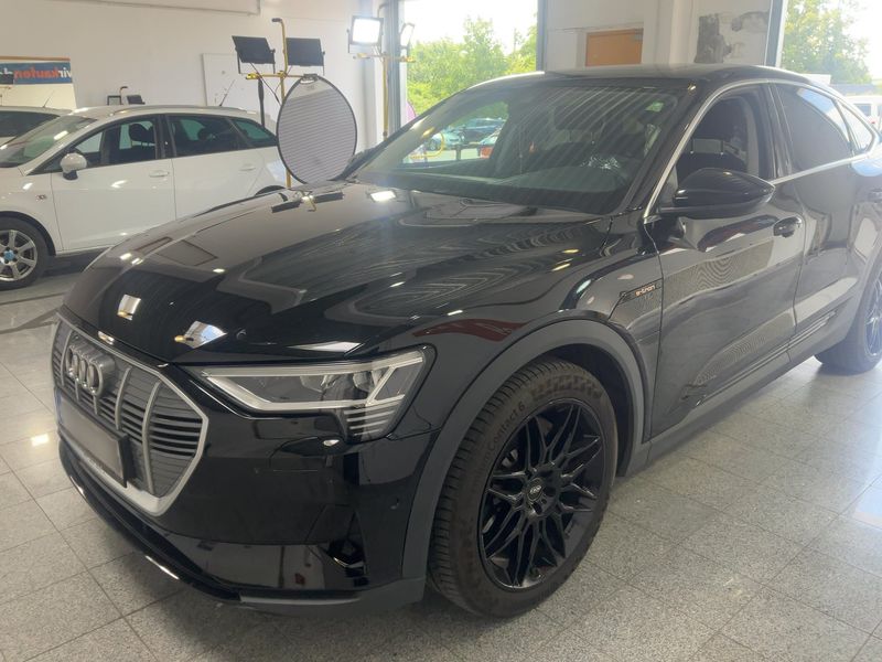 Audi e-tron Sportback 50 quattro — zdjęcie 2